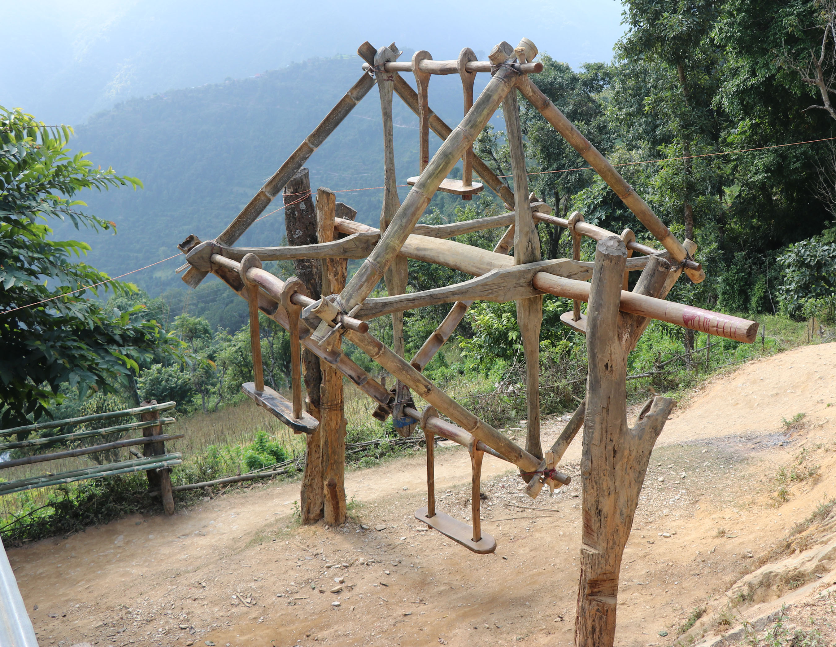 त्रिचालीस वर्षपछि जब गाउँमा रोटेपिङ घुम्यो