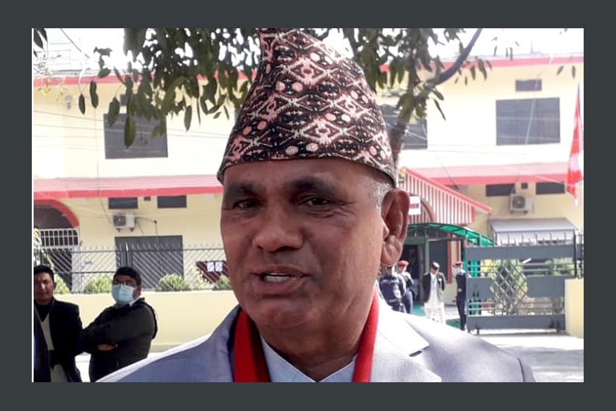 मुख्यमन्त्रीले विश्वासको मत लिन नपाउँदै अल्पमतमा सरकार