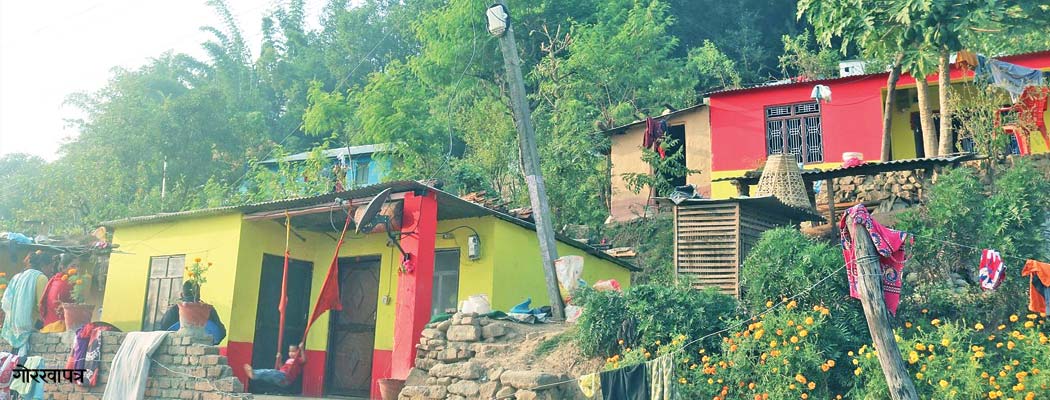 ‘लालपुर्जा’ लाई सधैँ चुनावी हतियार बनाएर पाँच वर्ष हराउन् नेता