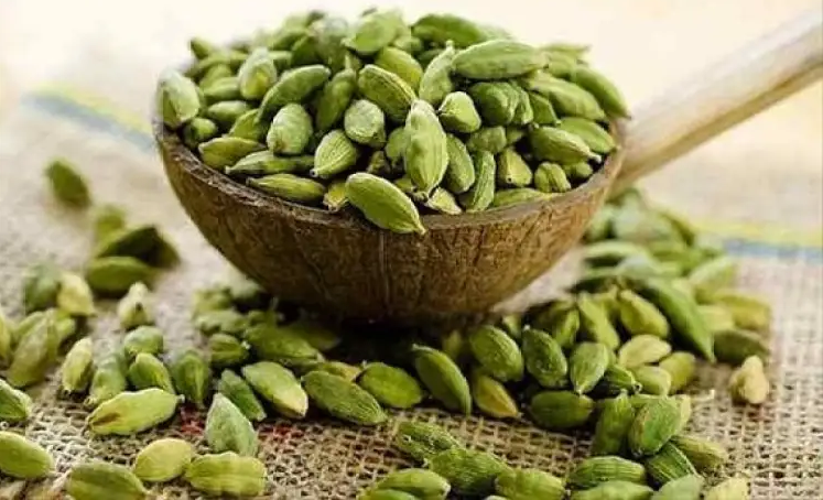 सुख्खा बन्दरगाह भन्सारबाट ११ कार्टुन सुकमेल चोरी