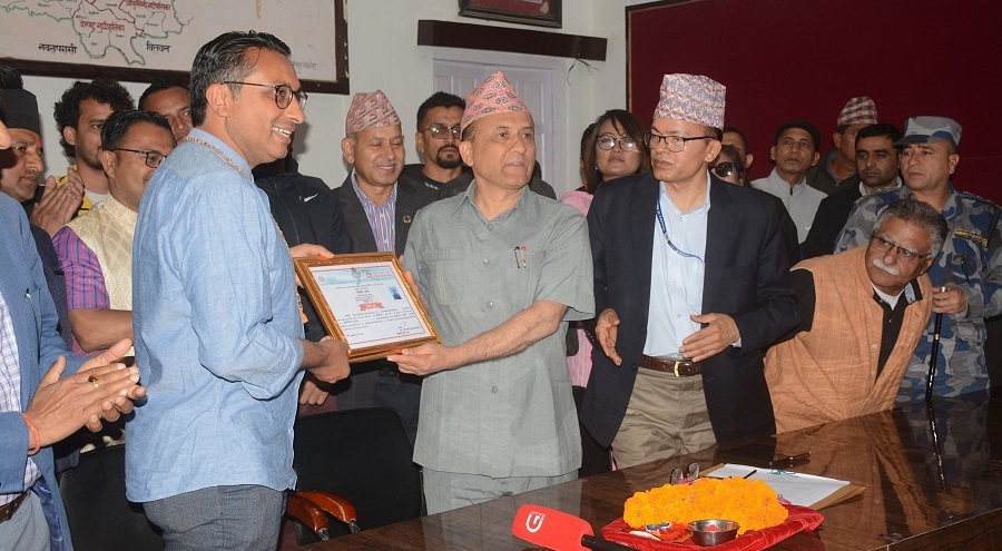 तनहुँवासीले गर्व गर्न सक्ने काम गरेर देखाउँछुः सांसद डा. वाग्ले