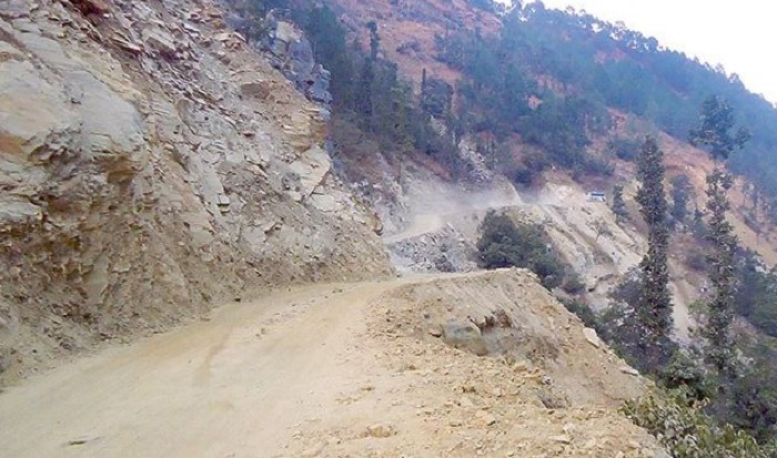भेरी करिडोरको अध्ययन गर्न सडक डिभिजनको टोली उपल्लो डोल्पामा