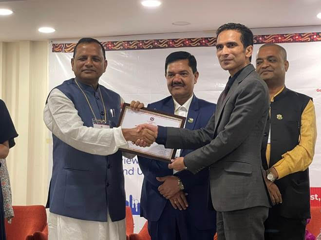 वर्ल्डलिङलाई मधेस प्रदेश सरकारको आईसीटी अवार्ड