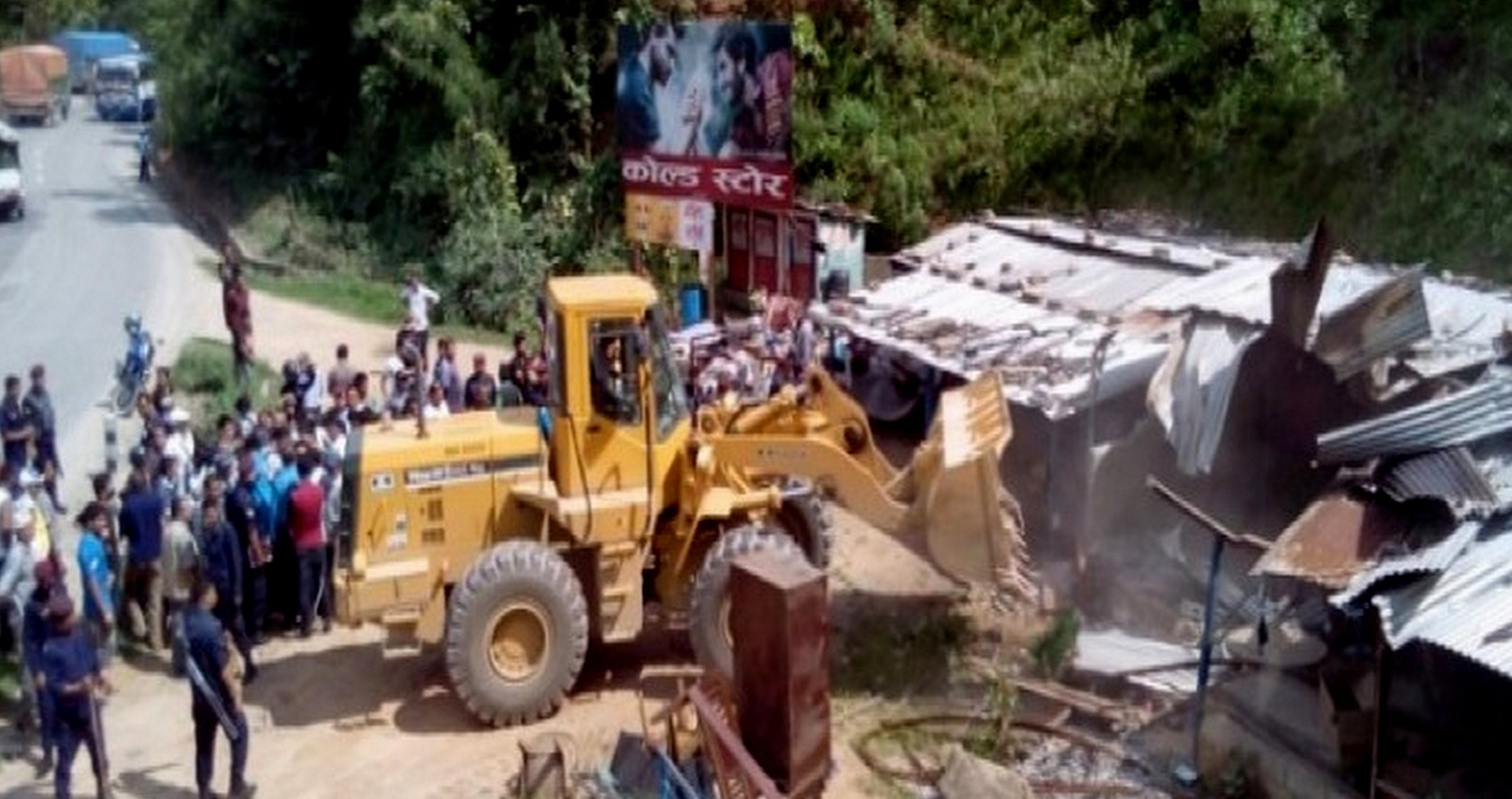 घरटहरा भत्काउन थालियो